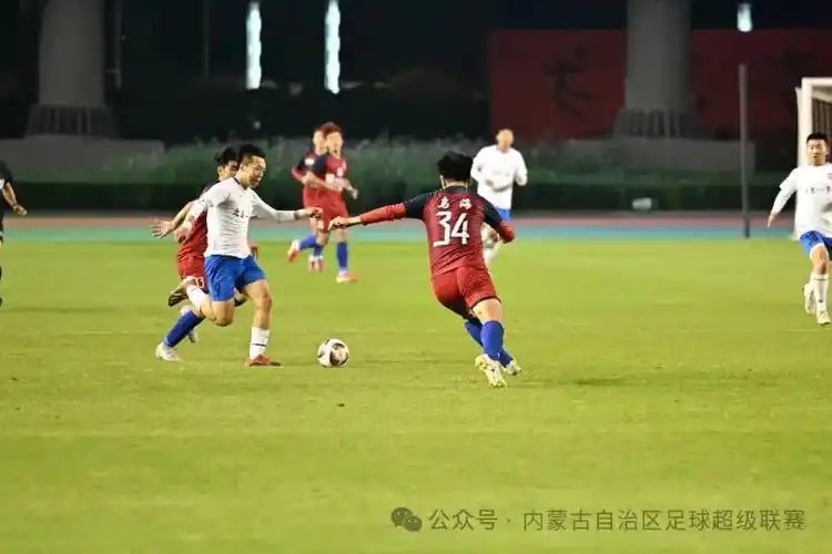 久久香蕉国产线熟妇人妻拉开领导力差距的，从来不是权力 
